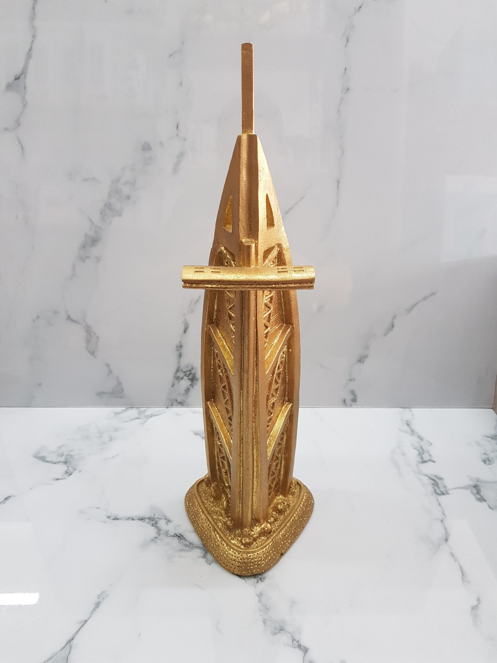 Adorno Dubái Dorado. - Imagen 3