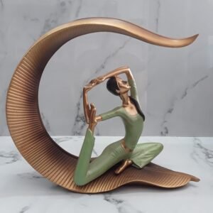 Adorno Mujer Haciendo Yoga.